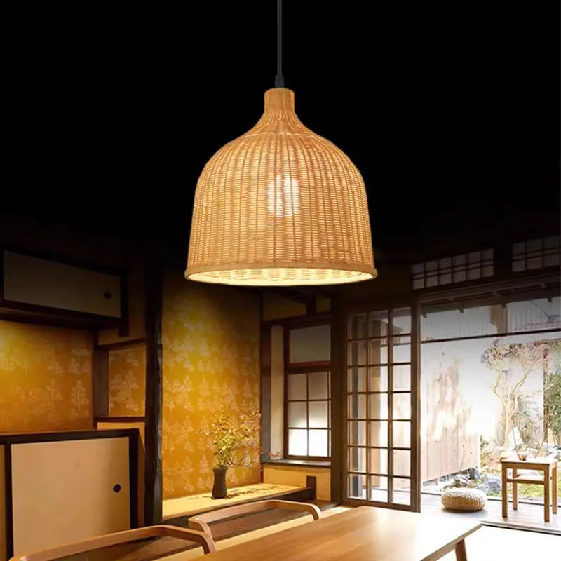 Suspension en bambou tressé d'inspiration japonaise – Kaori — vue de trois quarts
