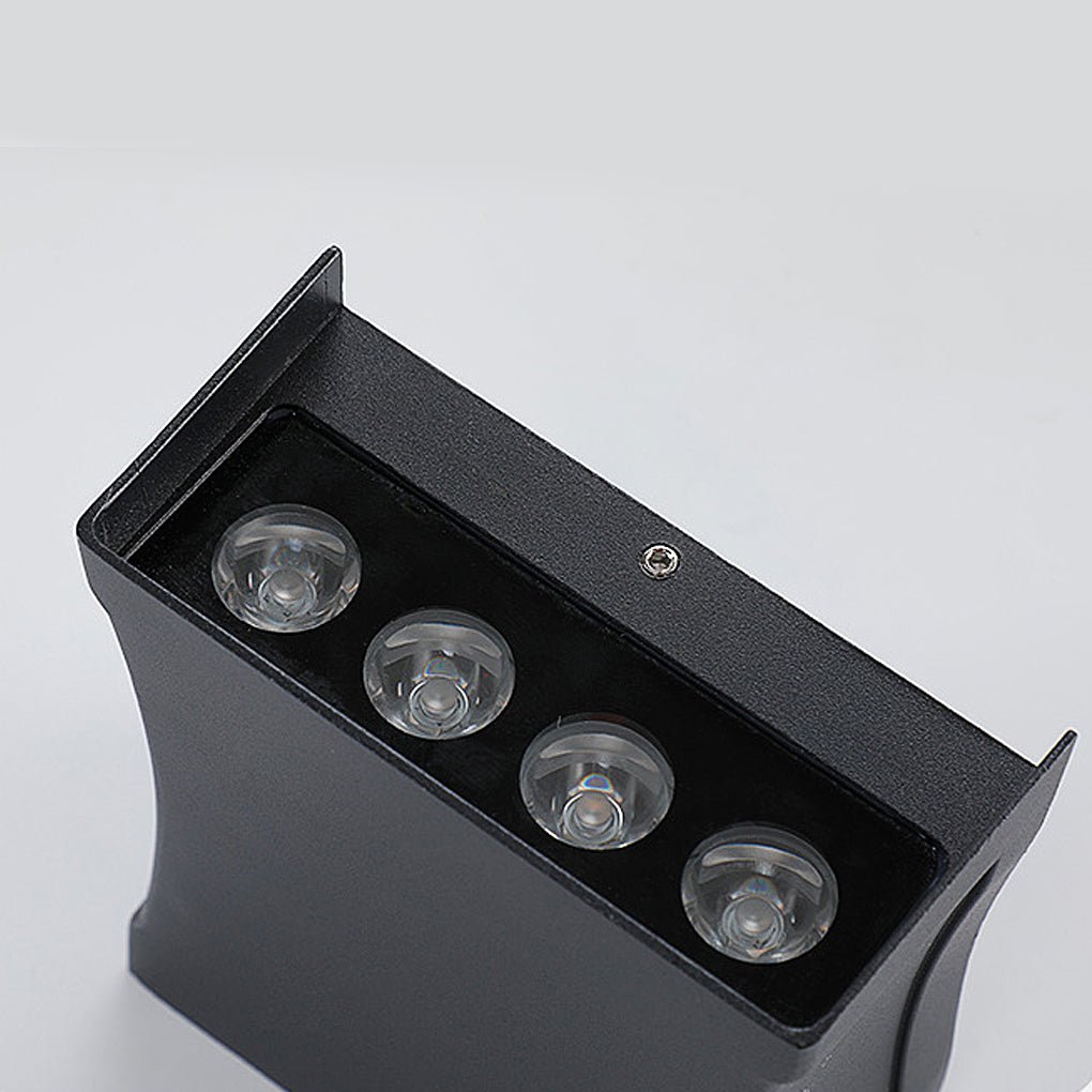Applique murale extérieure LED haut et bas IP65 – 8 W — détail de la matière