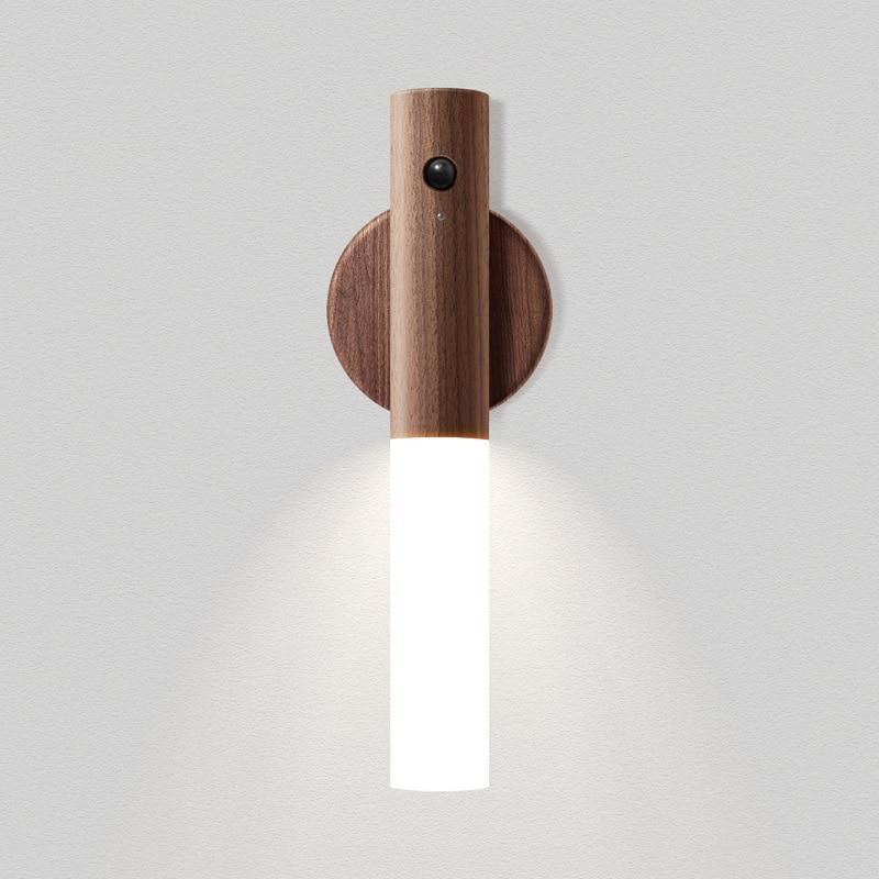 Lampe d'appoint magnétique en bois à détecteur – LightSence — allumé en situation