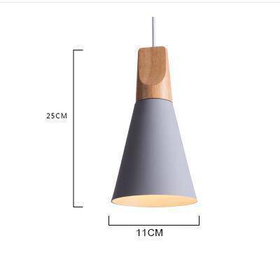 Suspension conique en bois et aluminium – style vintage — vue de trois quarts (2)