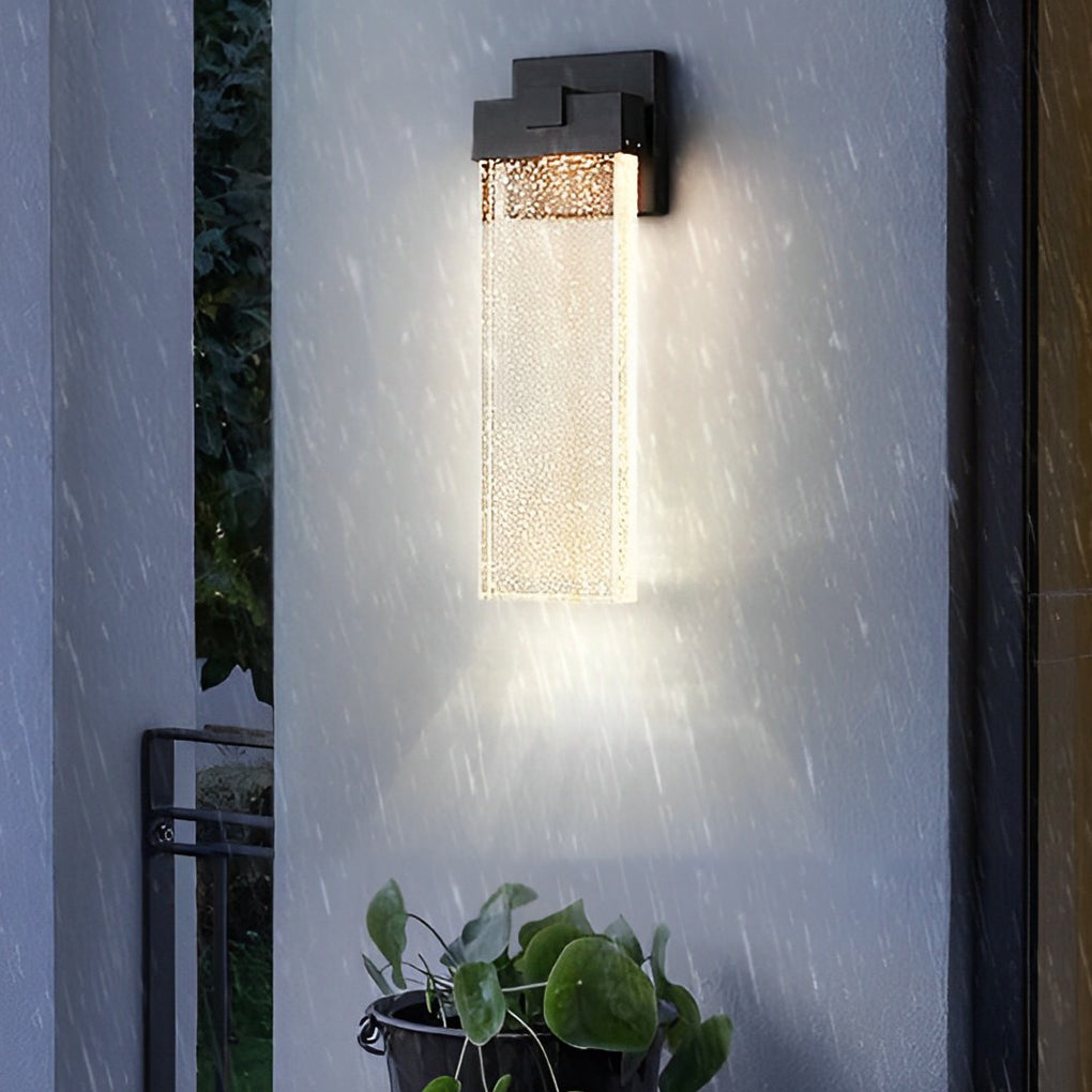 Applique murale extérieure LED haut et bas verre et aluminium — allumé en situation