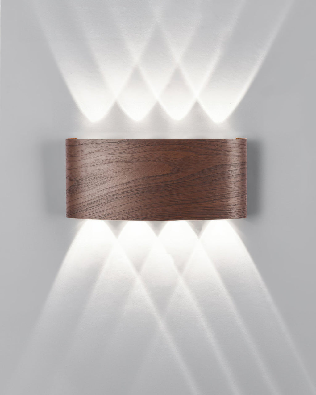 Applique murale extérieure LED 10 W IP65 effet bois – LumiCraft — mise en situation dans la pièce (2)