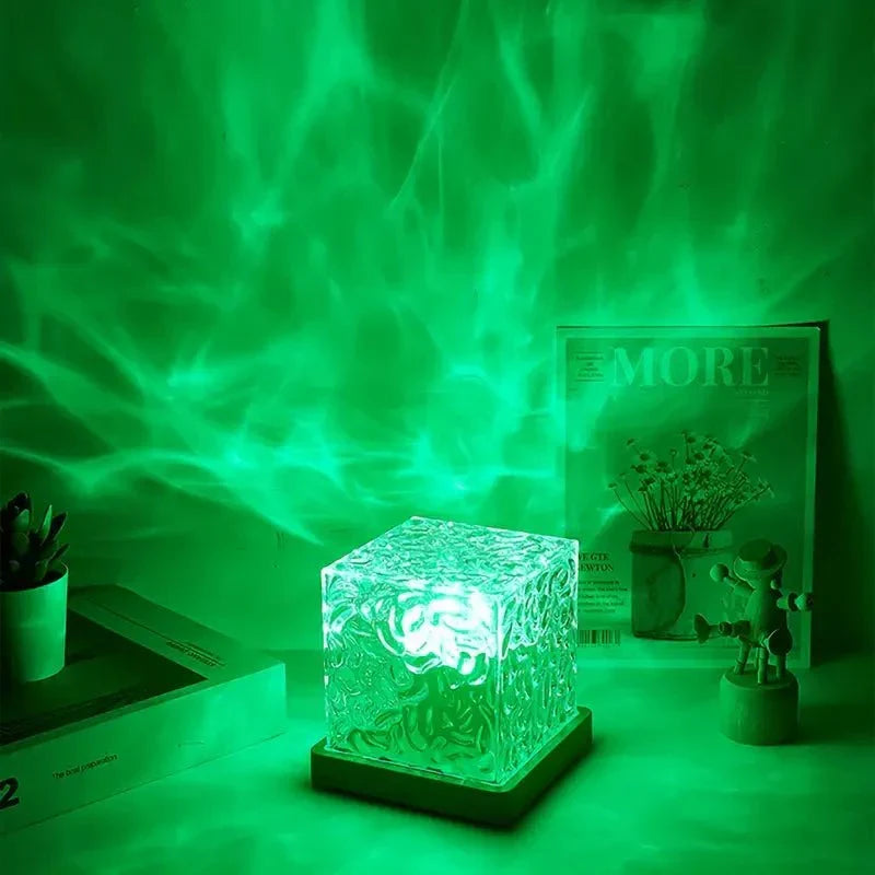 Projecteur d'ambiance effet vagues 16 couleurs, USB – AquaGlow — vue de profil