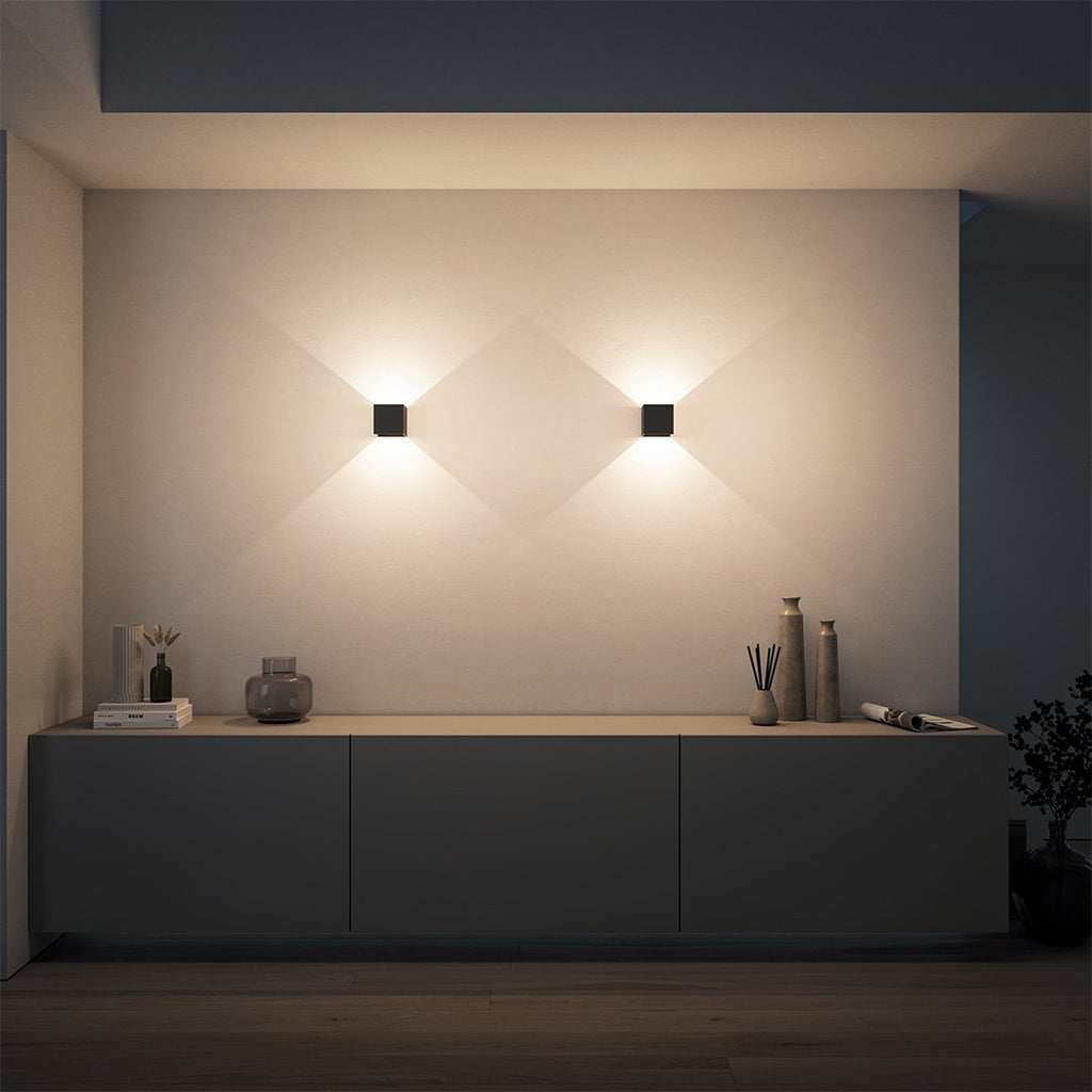 Applique murale LED IP54 à volets réglables 6 W – Xena — mise en situation dans la pièce